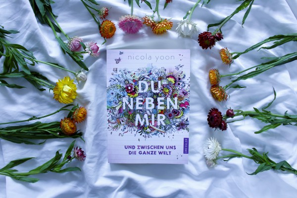 Du Neben Mir Und Zwischen Uns Die Ganze Welt
